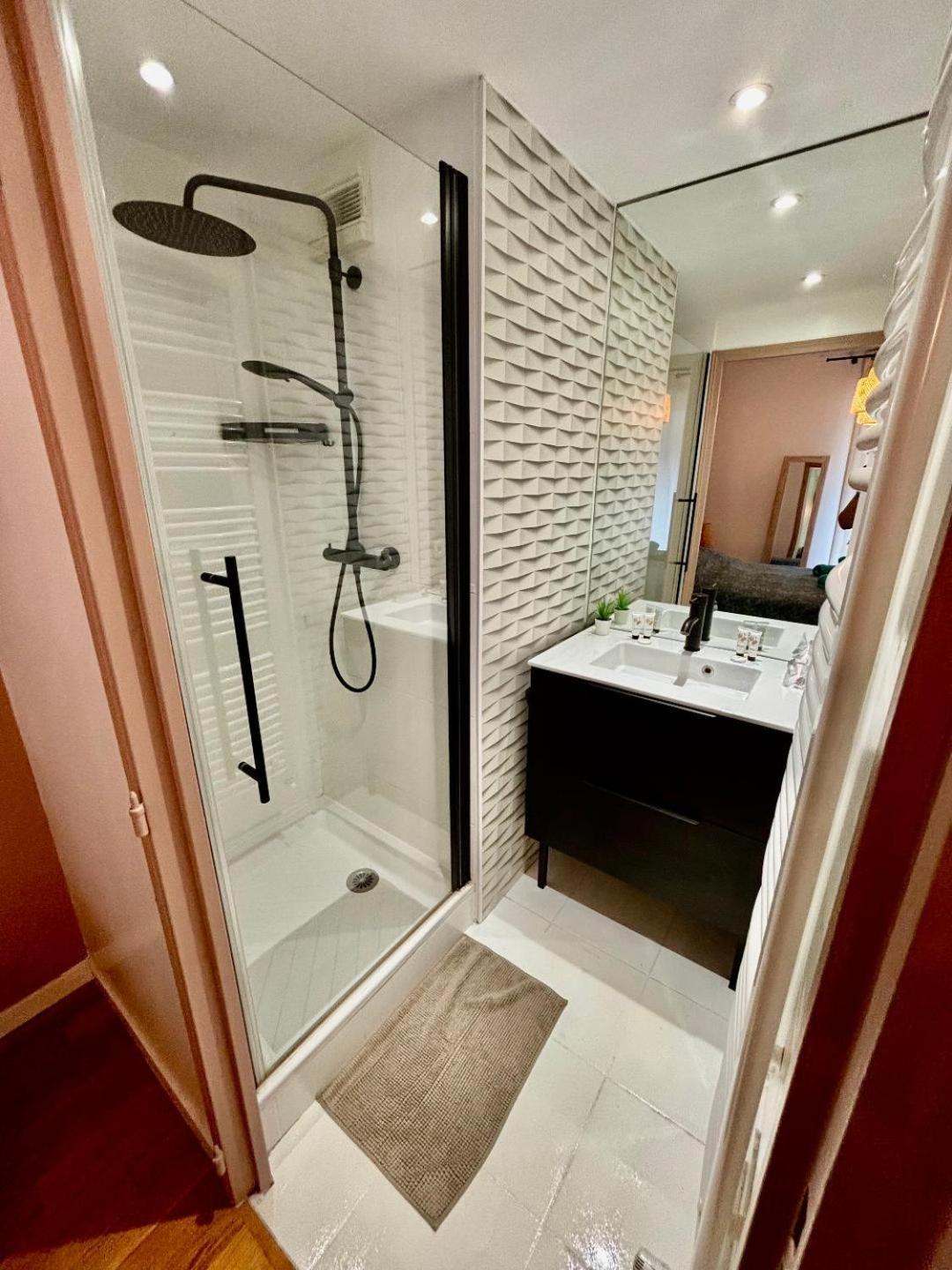 Top !!! 3 Chambres, Climatisation, Terrasse Villeurbanne Exterior foto